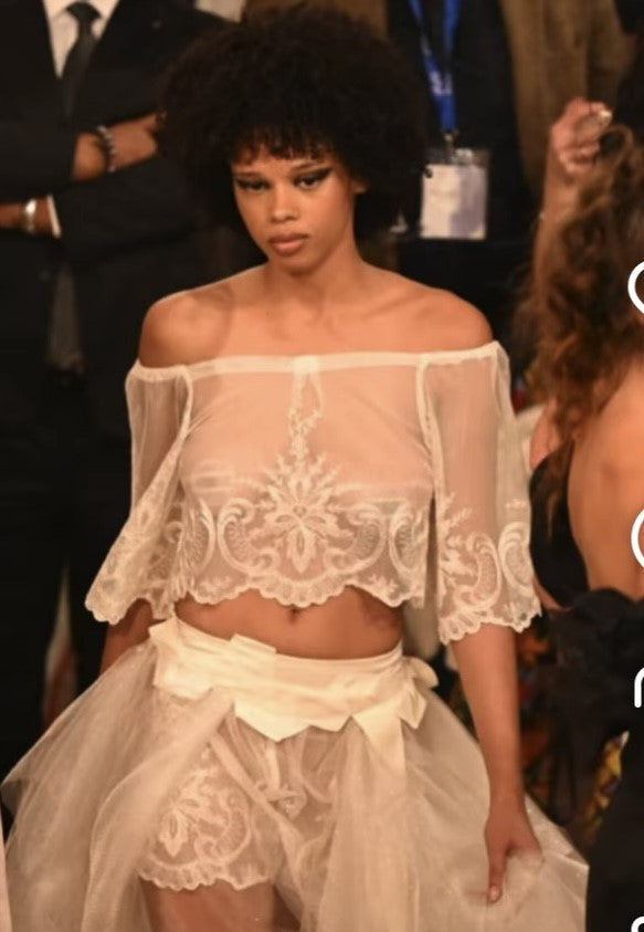 706 Cream Lace & Tulle