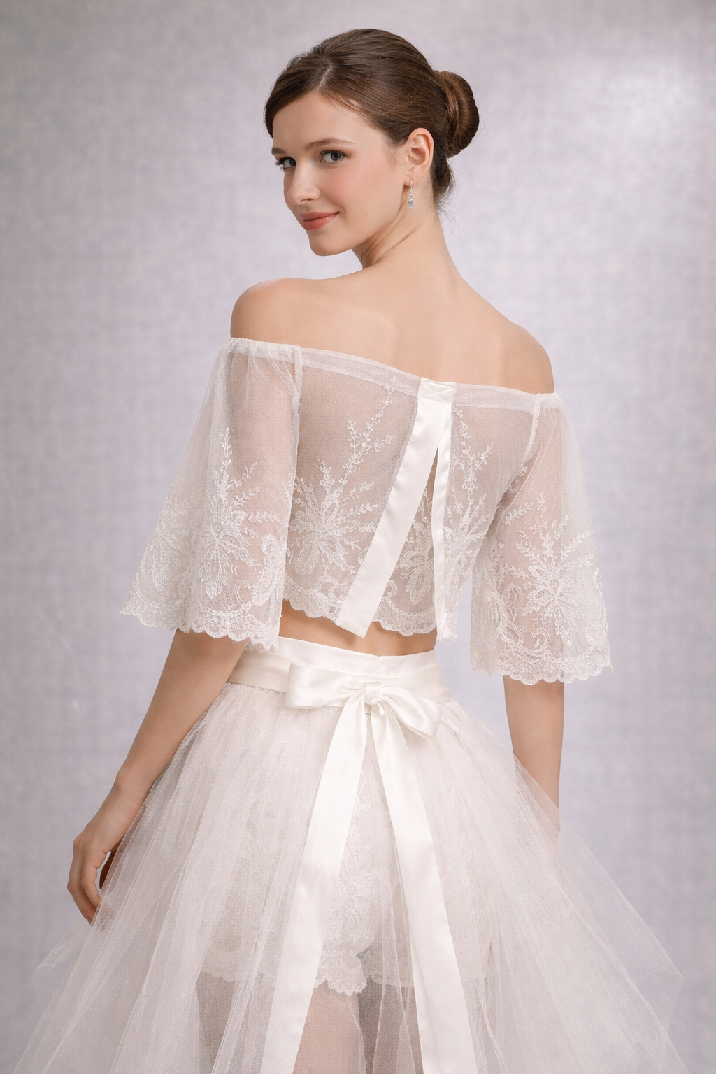 706 Cream Lace & Tulle