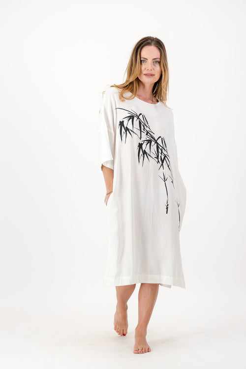 Black Kaftan with a Japanese Bamboo Print. Elegant Summer Dressing.